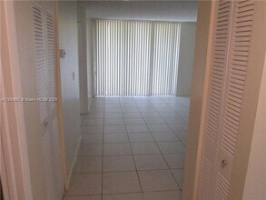 8215 SW 152nd Ave in Miami, FL - Building Photo - Building Photo