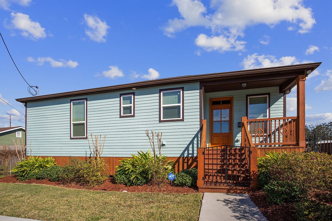 4309 Erato St in New Orleans, LA - Building Photo