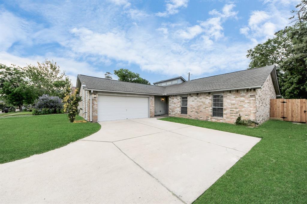 14810 Scotter Dr in Houston, TX - Building Photo