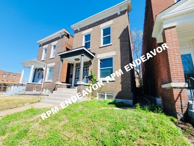 4249 Chouteau Ave in St. Louis, MO - Building Photo - Building Photo