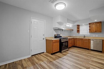 3709 Delaware Trail in Lake Worth, TX - Building Photo - Building Photo