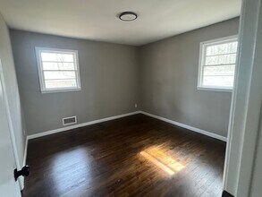 1208 Dewey St in Griffin, GA - Building Photo - Building Photo