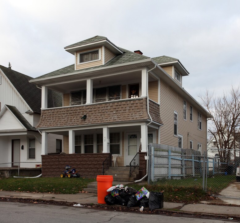 628 Oak St in Toledo, OH - Foto de edificio