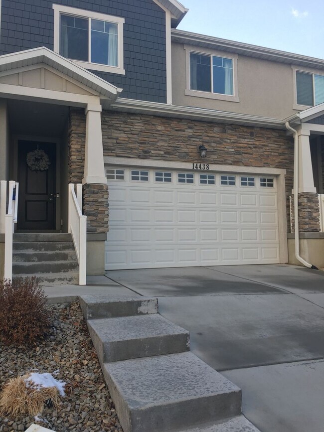 property at 14438 S Shadow Bend Ln