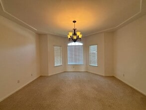 87 N Helm Ave in Clovis, CA - Building Photo - Building Photo