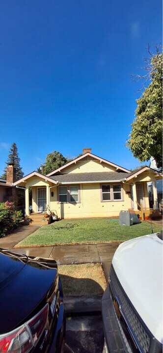 616 I St in Marysville, CA - Building Photo