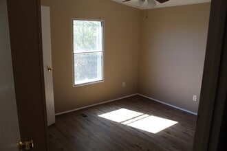 4797 Briar Ct in Granite Falls, NC - Building Photo - Building Photo