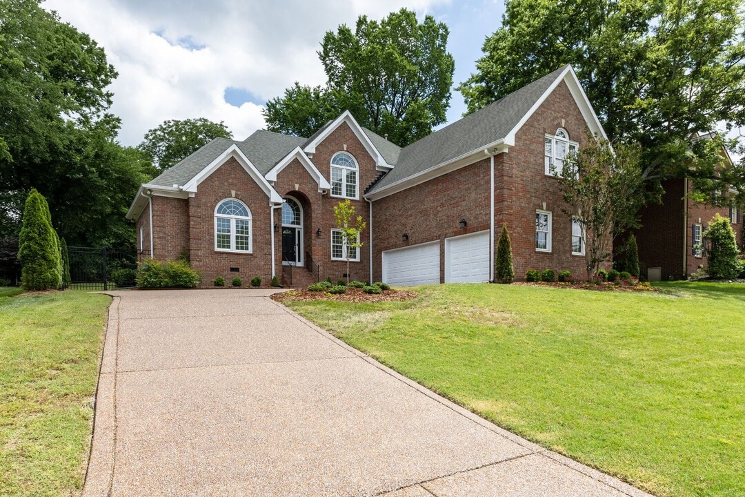 1712 Charity Dr in Brentwood, TN - Building Photo