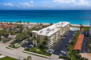 630 Ocean Dr, Unit 206 in Juno Beach, FL - Building Photo