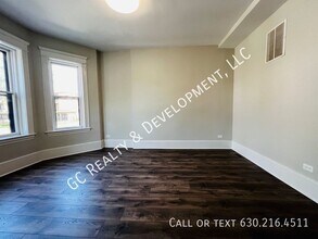 6401 S Eberhart Ave in Chicago, IL - Building Photo - Building Photo