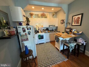 231 Pine St in Philadelphia, PA - Building Photo - Building Photo