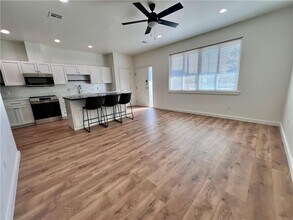 875 S Lt Col Leroy Pond Ave in Fayetteville, AR - Building Photo - Building Photo