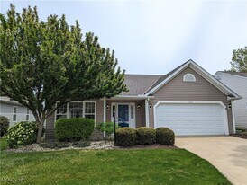 1417 Hollow Wood Ln in Avon, OH - Building Photo