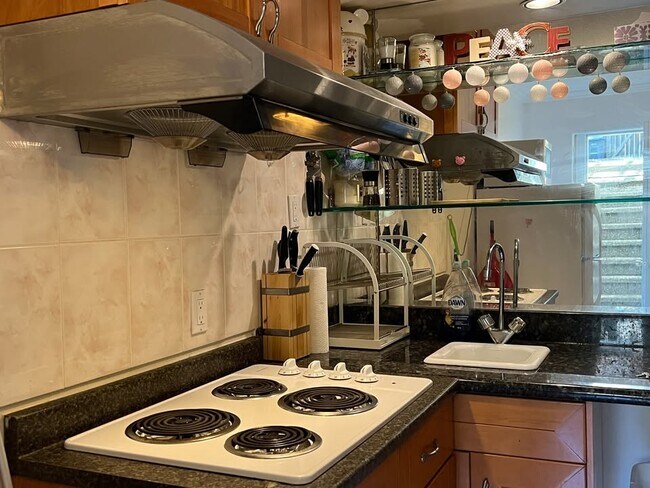 3817 W 26th Ave in Vancouver, BC - Building Photo - Building Photo