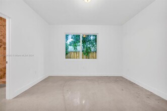 616 NW 15th Ave in Fort Lauderdale, FL - Building Photo - Building Photo