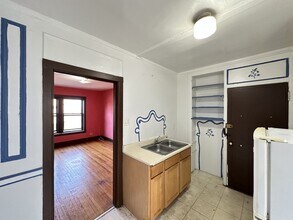 2706 N Spaulding Ave in Chicago, IL - Building Photo - Building Photo