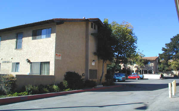 Del Norte Apartments in Ventura, CA - Foto de edificio - Building Photo