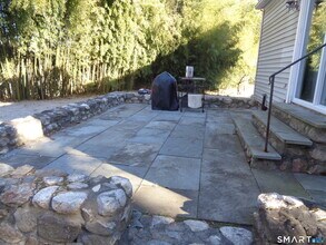 77 Linden Ave in Darien, CT - Building Photo - Building Photo