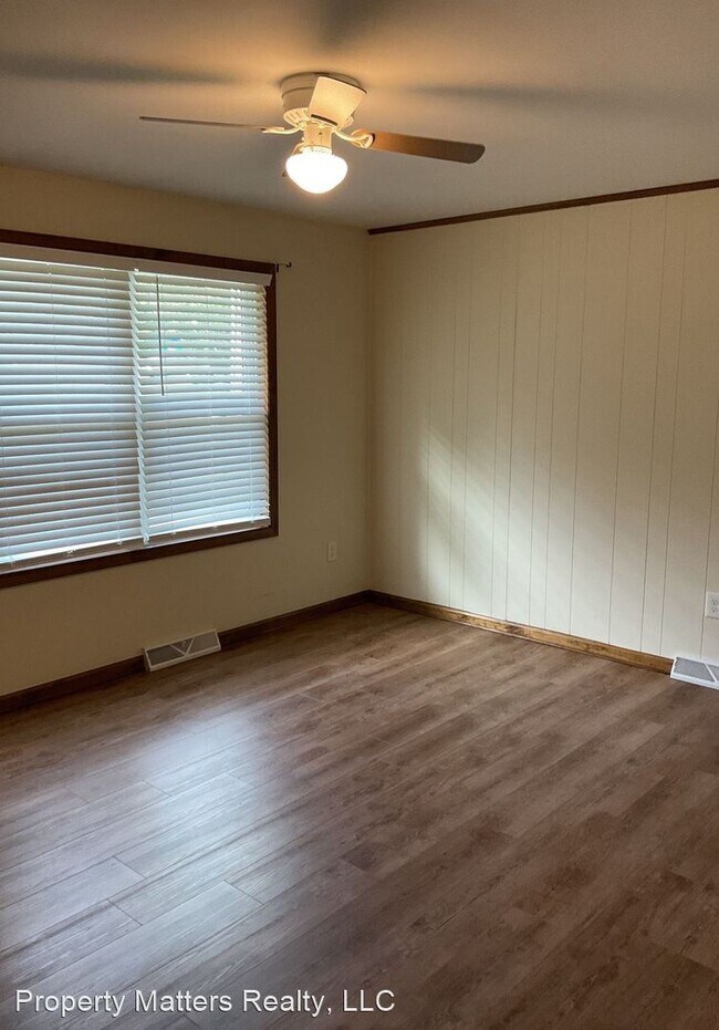 1111 Balthis Dr photo'