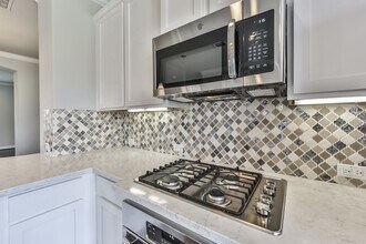 10828 Brittmoore Oaks Pl in Houston, TX - Building Photo - Building Photo