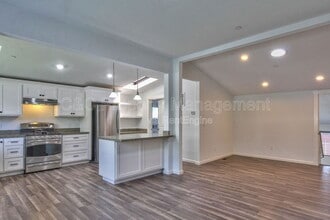 419 Watson St in Monterey, CA - Building Photo - Building Photo