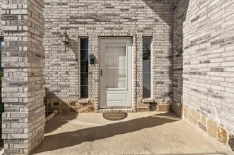 12404 Pinestraw Rd in Rhome, TX - Building Photo - Building Photo