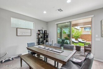 3551 E Louise Dr in Phoenix, AZ - Building Photo - Building Photo
