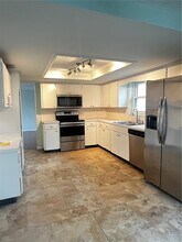 11422 Yellowwood Ln in Port Richey, FL - Foto de edificio - Building Photo