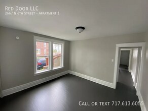 2667 N 6th St-Unit -Apartment 1 in Harrisburg, PA - Building Photo - Building Photo