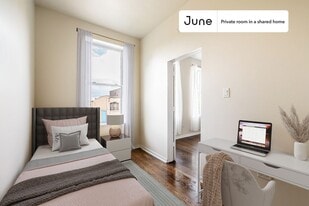 Room in Shared 3 bed/1 bath home in Chicago, IL - Building Photo