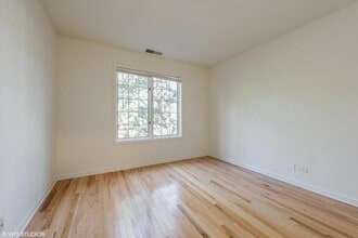 1700 Hinman Ave in Evanston, IL - Building Photo - Building Photo