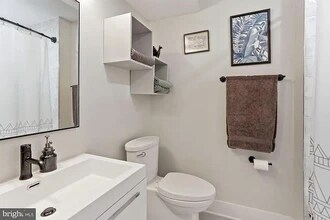 1821 I St NE, Unit 1 in Washington, DC - Building Photo - Building Photo