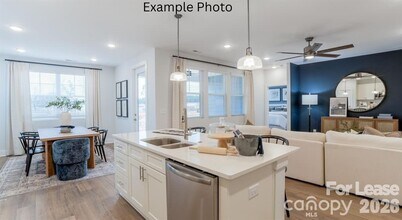 8629 Chagrin Dr in Cornelius, NC - Building Photo - Building Photo