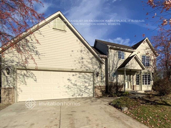 property at 3930 Zircon Ln N