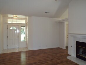 458 Palisades Dr in Chico, CA - Building Photo - Building Photo