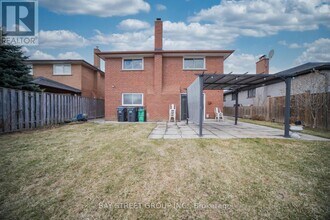 1520 Brentano Blvd in Mississauga, ON - Building Photo - Building Photo