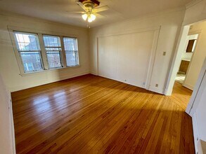 2518 N Lake Dr. in Milwaukee, WI - Foto de edificio - Interior Photo