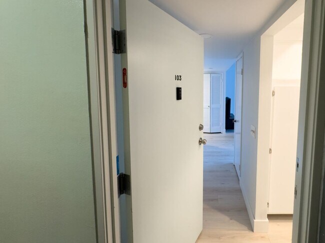 2110 Palos Verdes Dr N in Lomita, CA - Building Photo - Building Photo