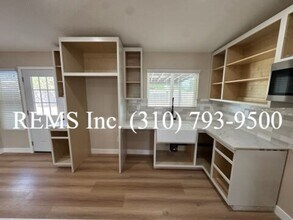 7775 Maple Ave in Hesperia, CA - Building Photo - Building Photo