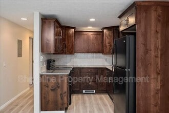 2085 Brittany Ln in Boise, ID - Foto de edificio - Building Photo