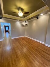 2825 N Hamlin Ave in Chicago, IL - Building Photo - Building Photo