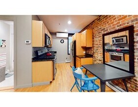 158 Cottage St-Unit -1F in Boston, MA - Building Photo - Building Photo