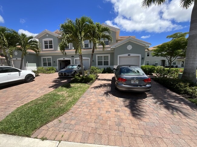 18238 Creekside Preserve Loop