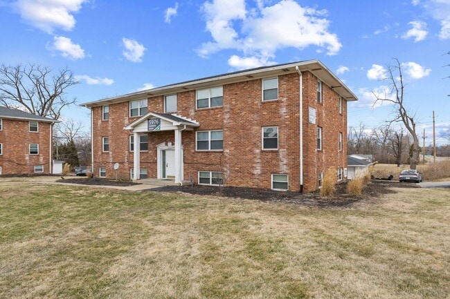 5936 Radnor Rd