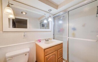 11422 Yellowwood Ln in Port Richey, FL - Foto de edificio - Building Photo