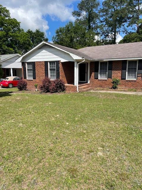 662 Pringle Dr in Sumter, SC - Building Photo