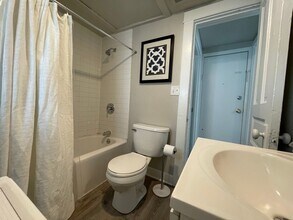 938 E Dayton St in Madison, WI - Building Photo - Building Photo