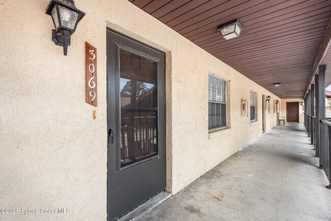 3069 Sir Hamilton Cir in Titusville, FL - Building Photo - Building Photo