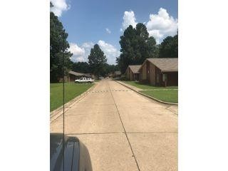 Leisure Oaks Apartments in Fordyce, AR - Building Photo