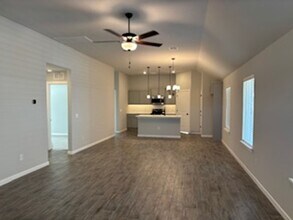 1112 SW 139th Ter in Oklahoma City, OK - Building Photo - Building Photo